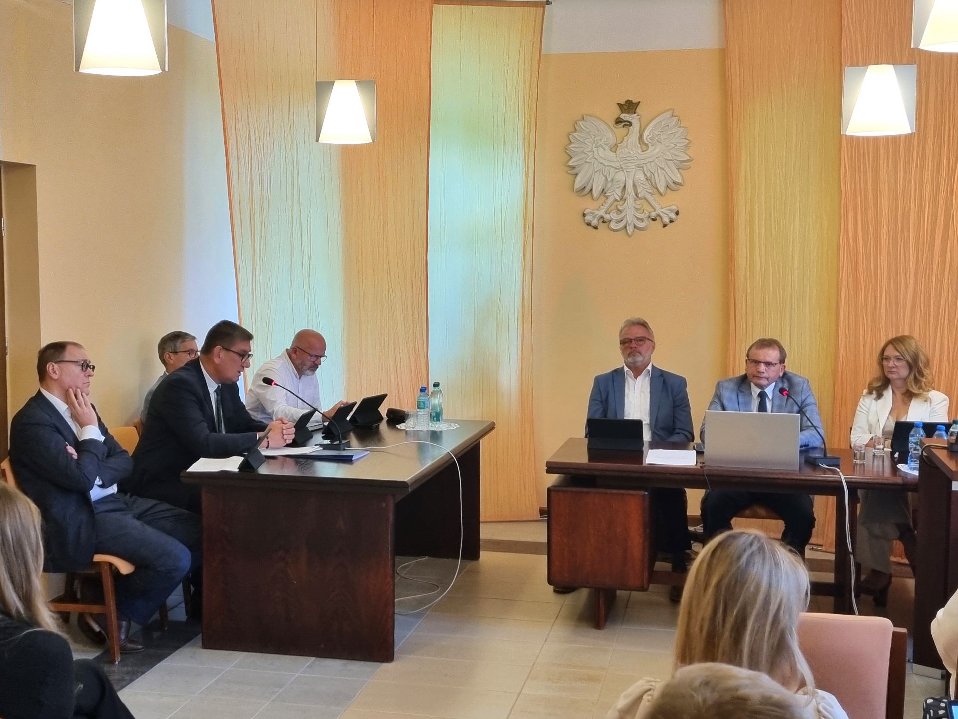 Zdjęcie z obrad plenarnych Rady Miasta Knurów fot. Redakcja Przegląd Lokalny